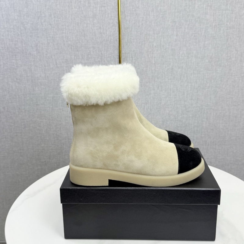 Ch**el boots